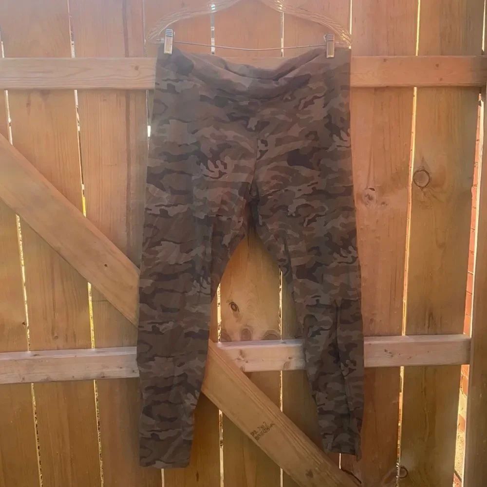 Weekend Soul camouflage leggings sz. XL